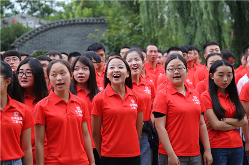 榮聚二建  夢想啟航——公司2018年新員工入職培訓圓滿結束