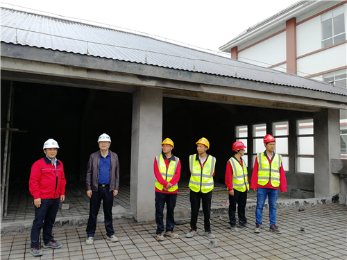 公司領(lǐng)導(dǎo)到十直管大關(guān)縣人民醫(yī)院項(xiàng)目調(diào)研并講黨課