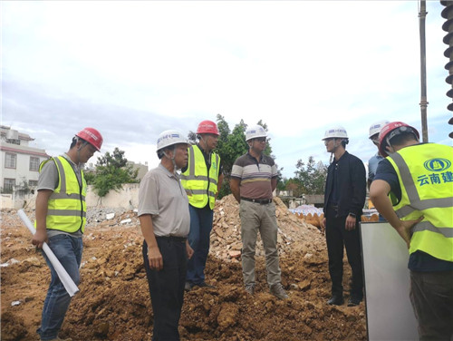 萬(wàn)向遵調(diào)研祥云棚戶區(qū)改造項(xiàng)目和大理洱海生態(tài)修復(fù)與濕地建設(shè)工程