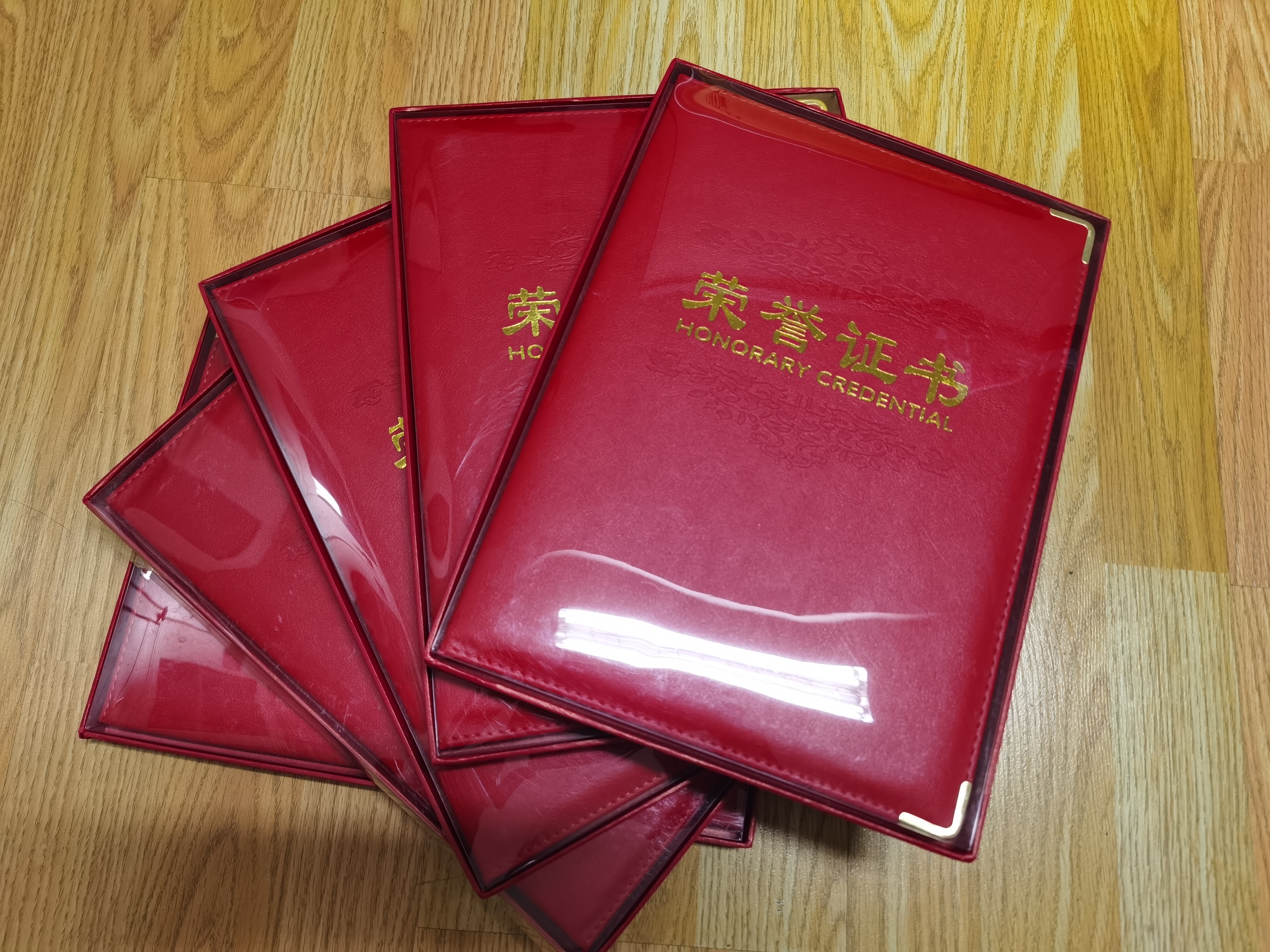 【創(chuàng)先爭優(yōu)】中國共產(chǎn)黨成立100周年云南建投集團“兩優(yōu)一先”表彰大會隆重舉行！公司五人一集體獲表彰