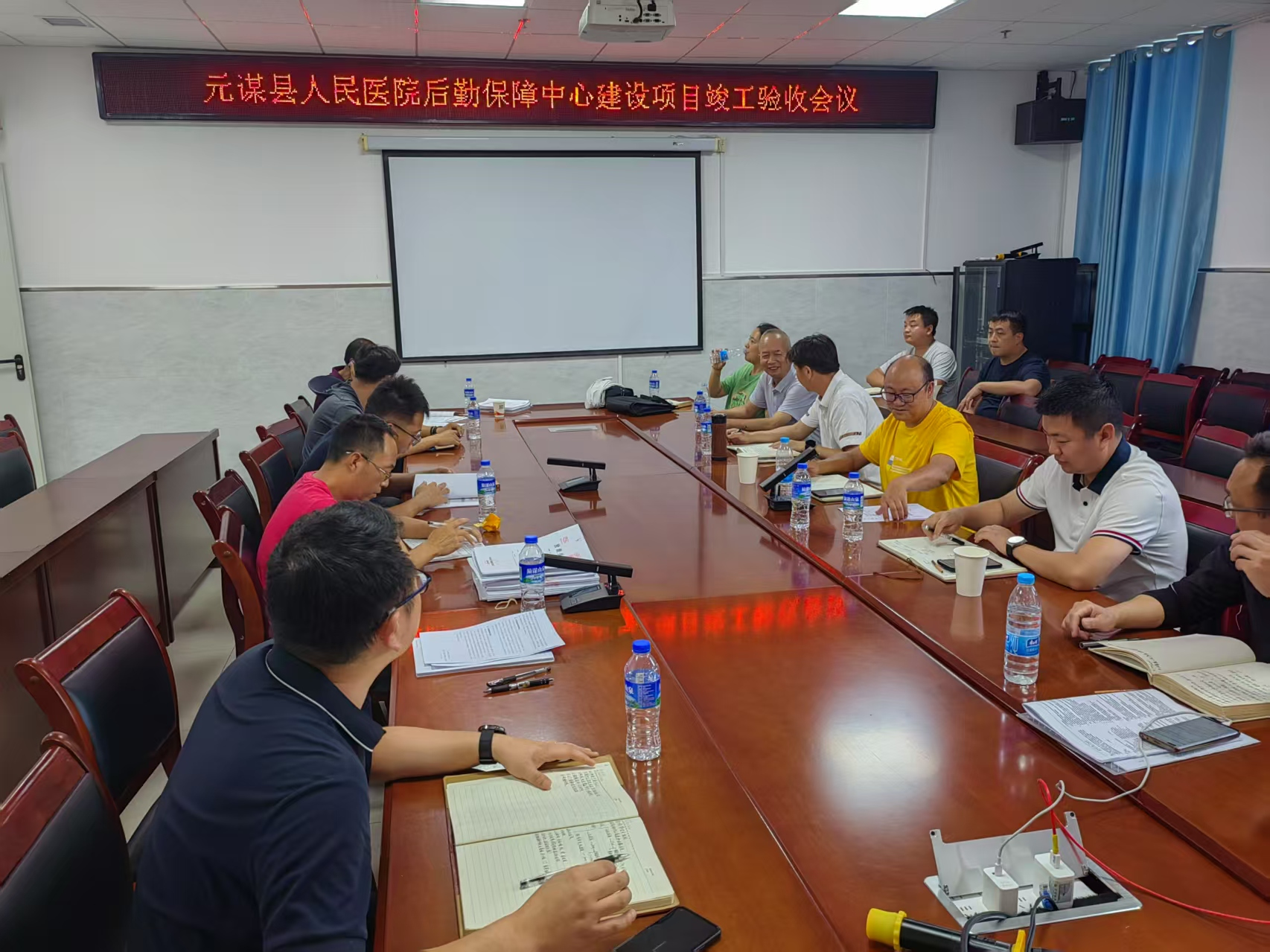 【項(xiàng)目動(dòng)態(tài)】元謀縣人民醫(yī)院后勤保障中心建設(shè)項(xiàng)目順利通過竣工驗(yàn)收