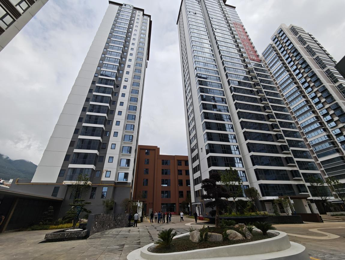 【項(xiàng)目動(dòng)態(tài)】大理水岸華府項(xiàng)目二期順利通過竣工驗(yàn)收